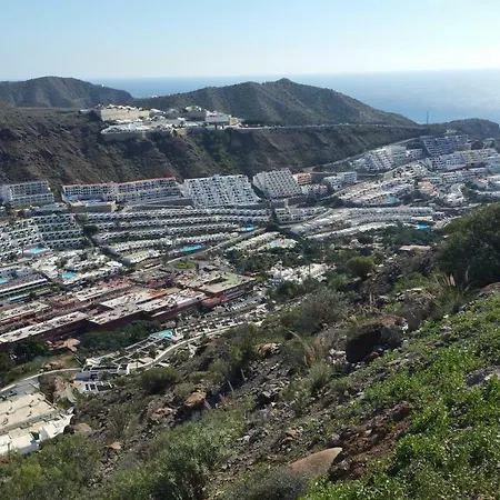 Sunny Holidays 公寓 *